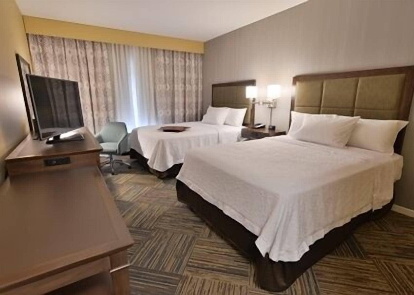 Hampton Inn Fond Du Lac Kültér fotó